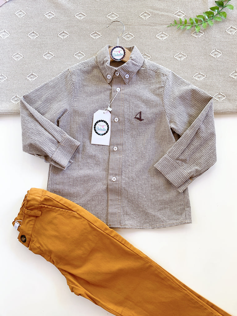 Conjunto camisa cuadros cafes con beige con pantalón mostaza