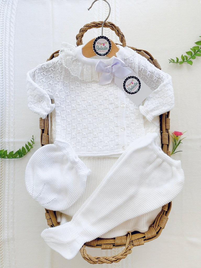 Tejido blanco Olán y moño blanco