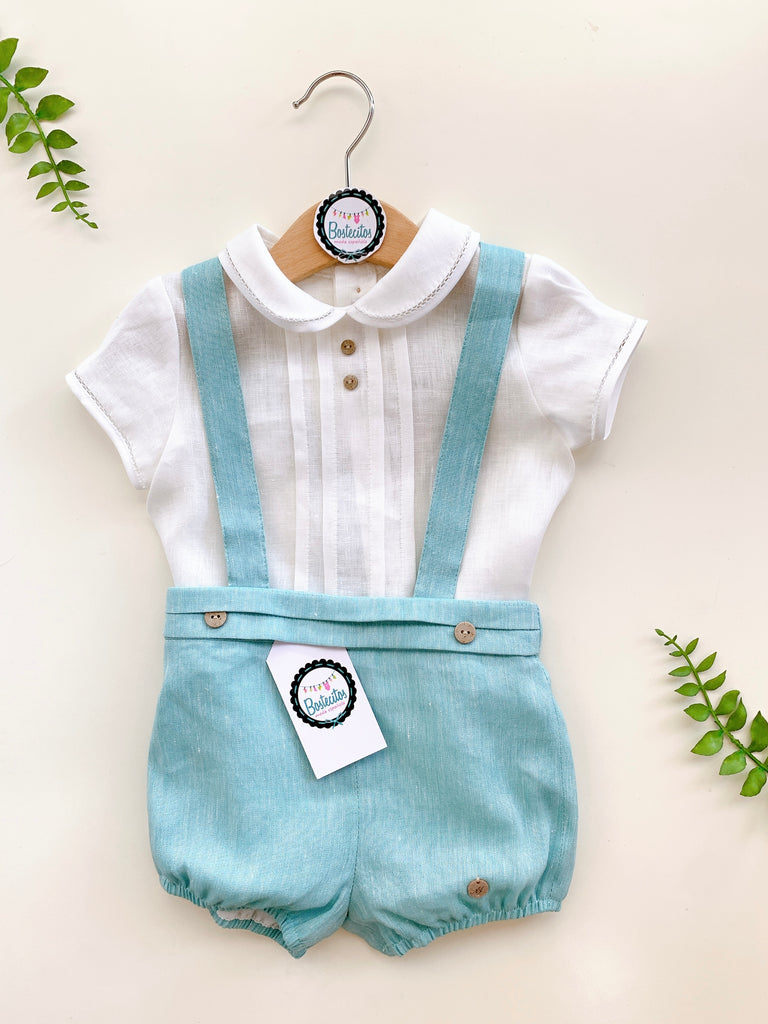 Conjunto lino verde short con tirantes con camisa blanca