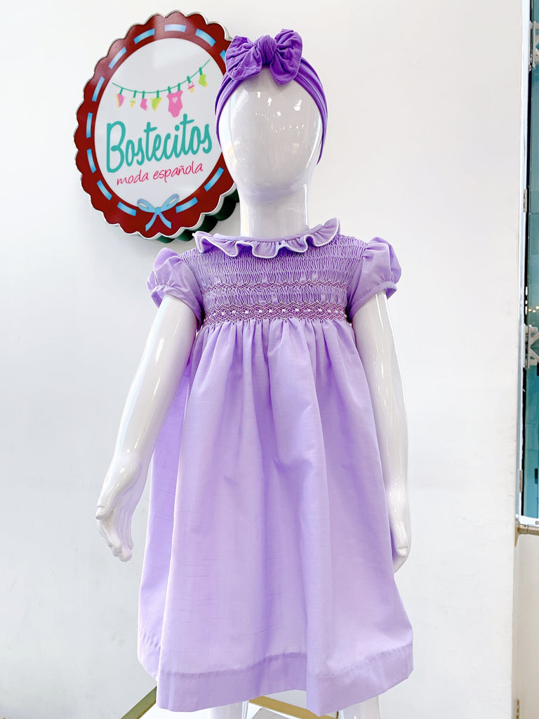 Vestido bordado a mano lila