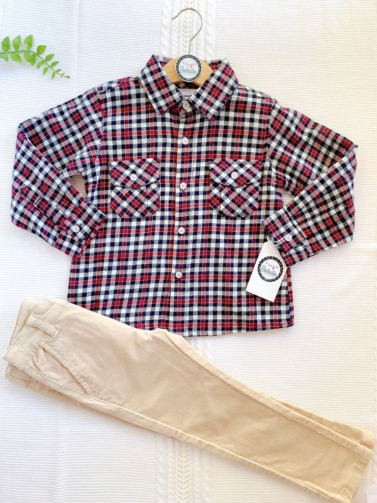 Conjunto camisa cuadrada y pantalón color camel