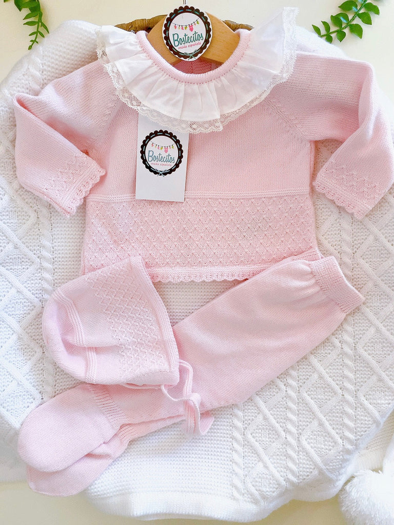 Tejido rosa bebé cuello Olán blanco (3 meses)