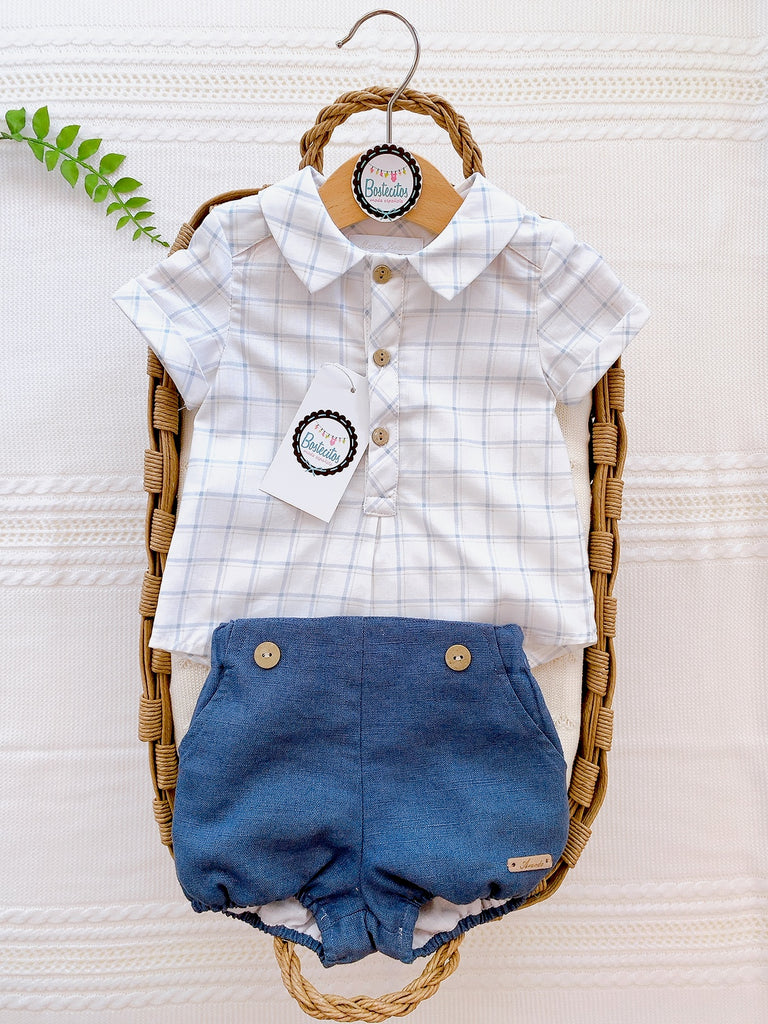Conjunto Niño short azul marino con camisa blanca cuadros azules