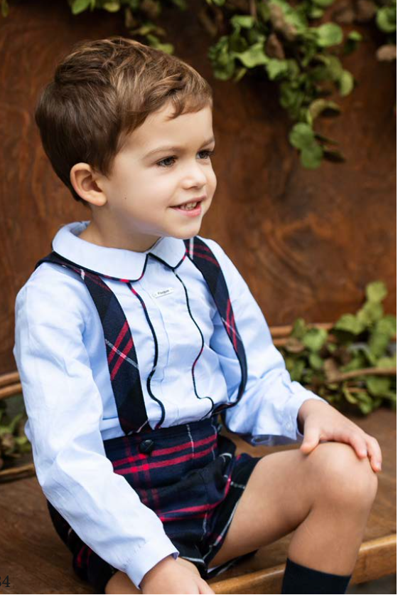 CONJUNTO SHORT CON TIRANTES  AZUL MARINO CUADROS ROJOS CAMISA AZUL